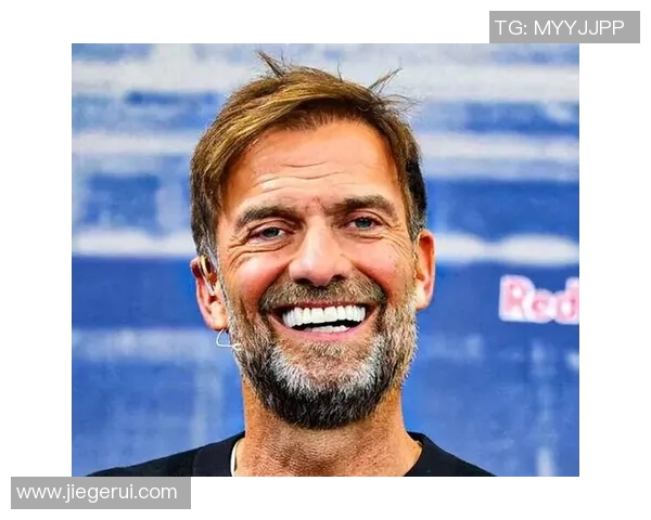 足球明星倾情演绎音乐视频展现激情与梦想的完美结合