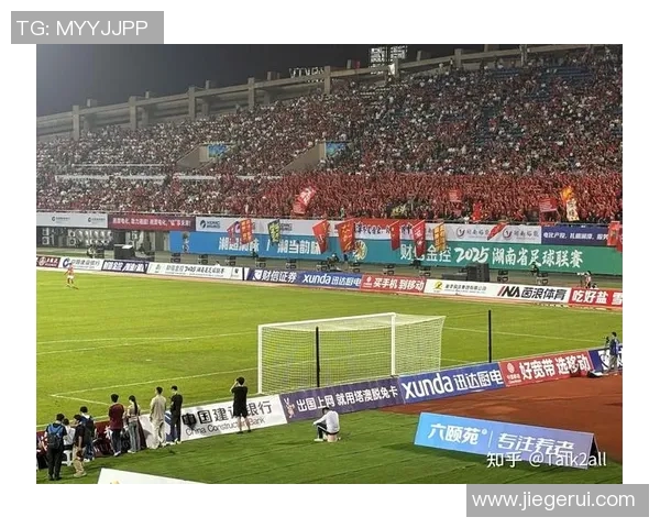 传说对决足球明星全新赛季开启精彩对抗热血沸腾的足球盛宴 传说对决足球明星全新赛季开启精彩对抗热血沸腾的足球盛宴